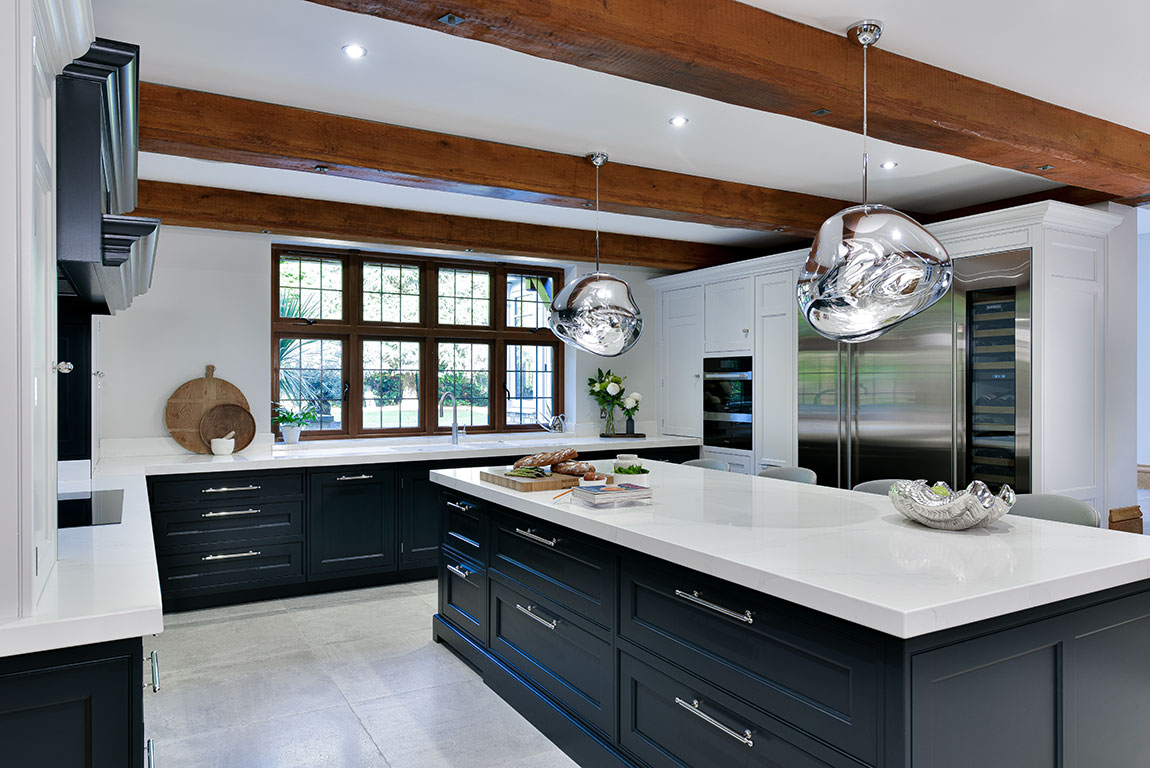 Grand Shaker Kitchen And Breakfast Room