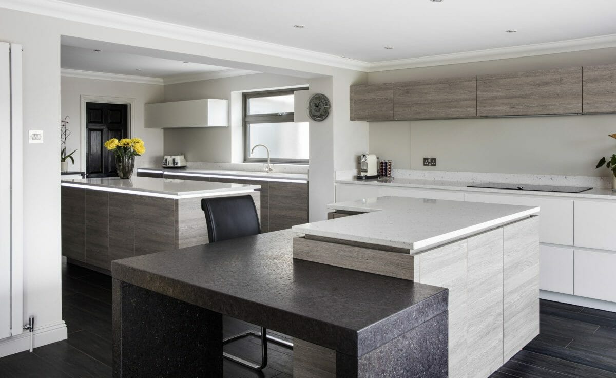 TWIN ISLAND WOOD AND WHITE KITCHEN (CHICHESTER)