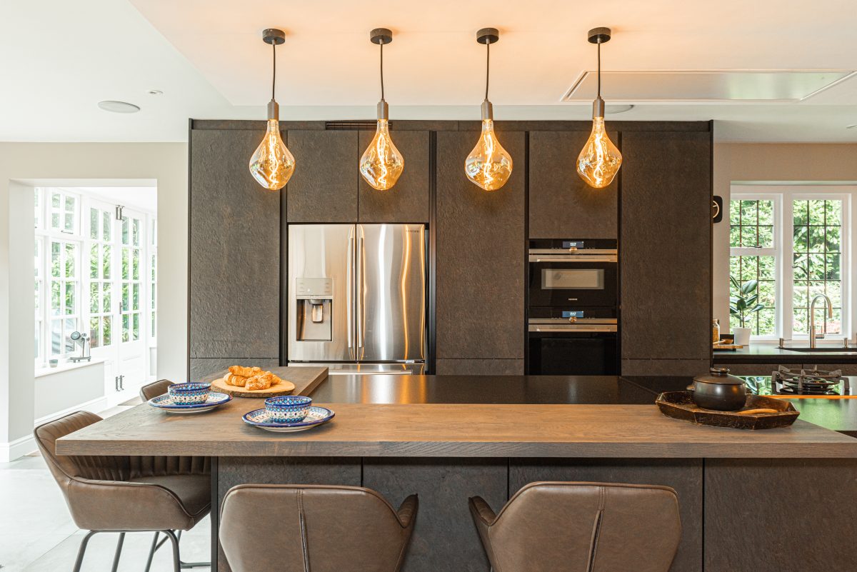 Dark Modern Kitchen