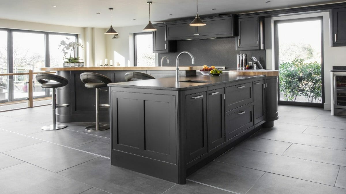 Classic Dark Kitchen