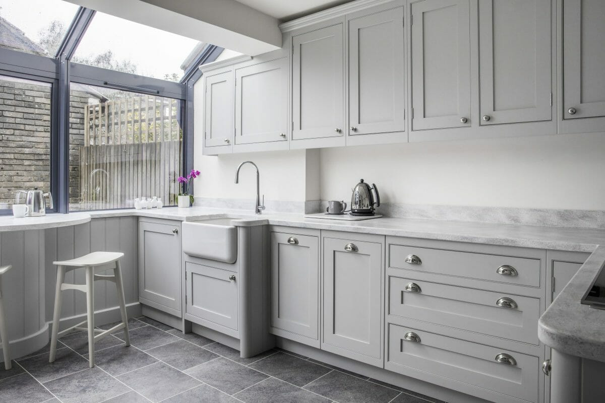 White Shaker Kitchen Units