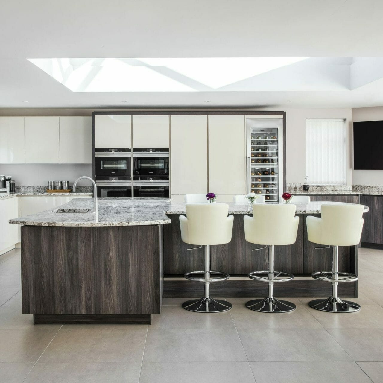 Caruba Elm and Gloss Kitchen